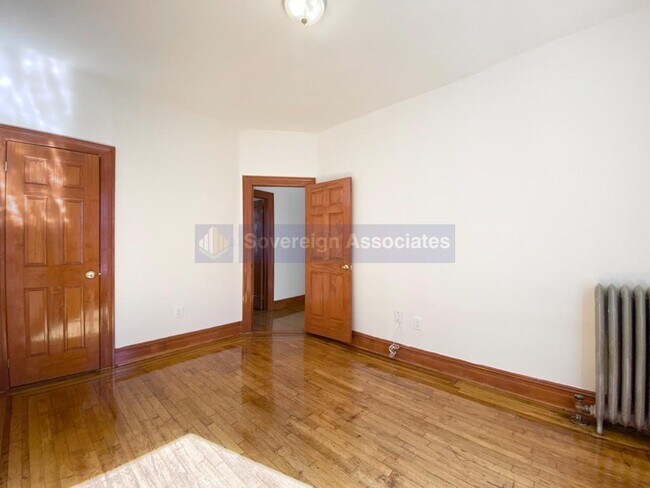 Foto del edificio - 64 West 108th Street