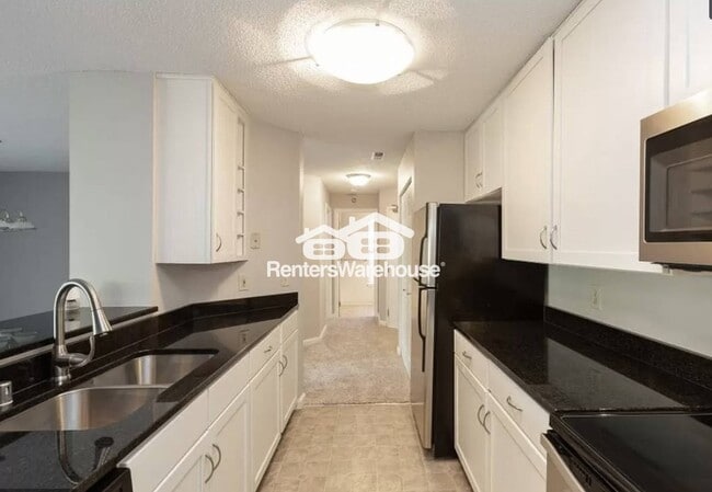 Building Photo - 6145 Chasewood Pkwy