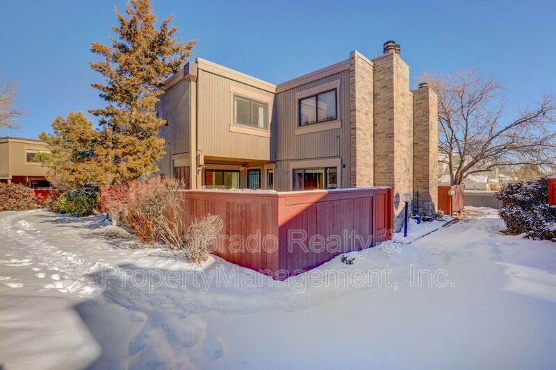 1161 S Yosemite Way, Denver, CO 80247 Townhome Rentals in Denver CO