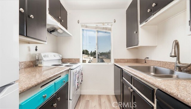 Foto del edificio - 400 N Acacia Ave