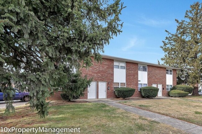 Building Photo - 1245 Crestwood Ave