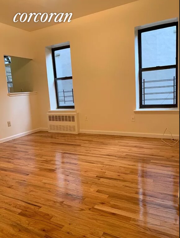 Foto del edificio - 213 W 111th St