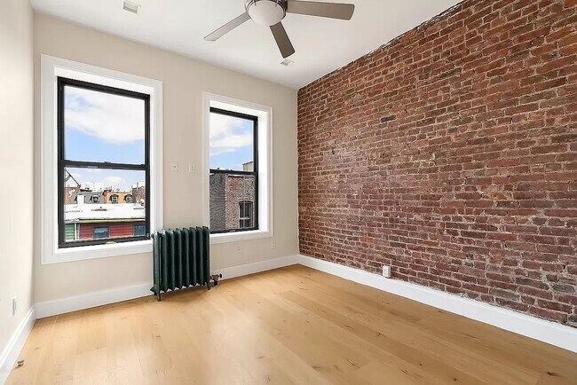 Foto del edificio - 1155 Dean St