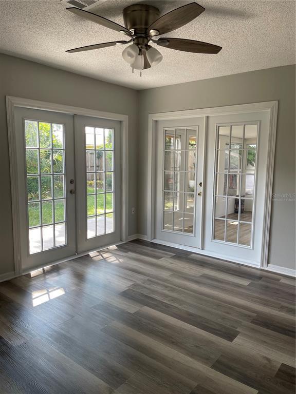 Foto del edificio - 25 Fawn Ln