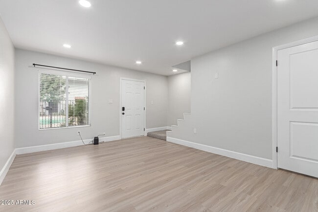 Building Photo - 3701 E Monterosa St