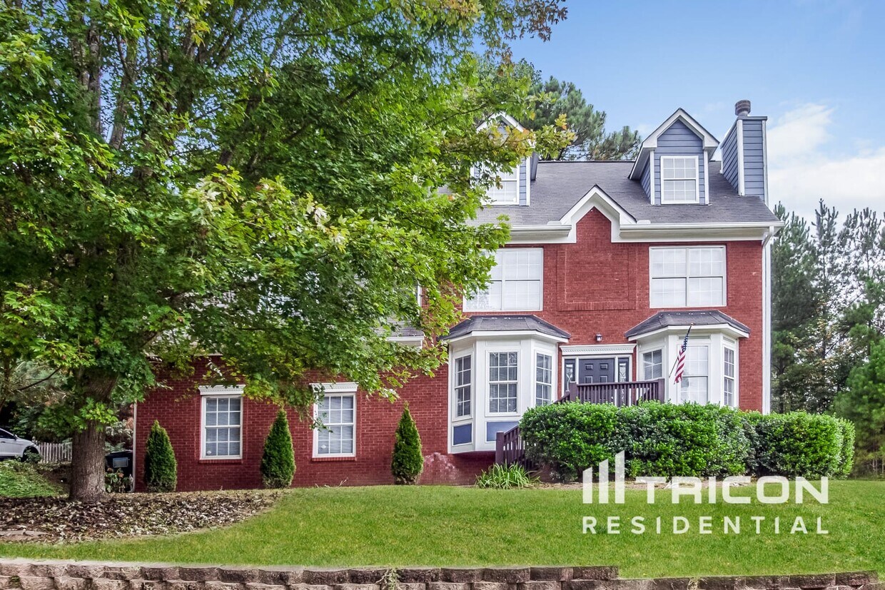 Primary Photo - 3811 Mountain Cove Road Snellville GA