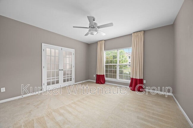 Foto del edificio - 105 Forest Oaks Dr