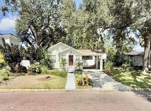 Building Photo - 909 W Fribley St