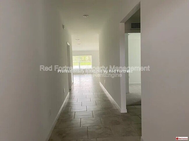 Foto del edificio - 4215 Villa Rapallo Wy