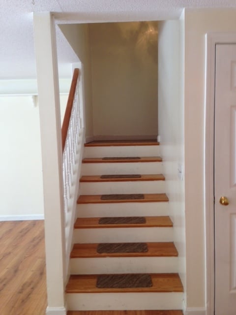 Foto del edificio - 30 Great Falls Dr