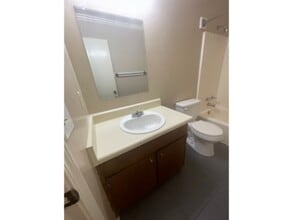 Building Photo - 7250 Hilburn Rd Building Photo - 7250 Hilburn Rd