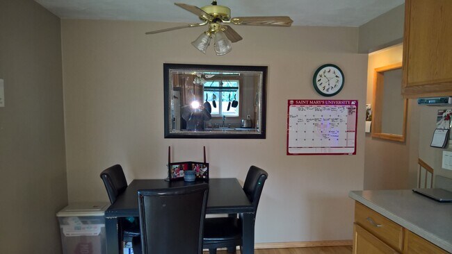 Foto del edificio - 21101 NE 66th St