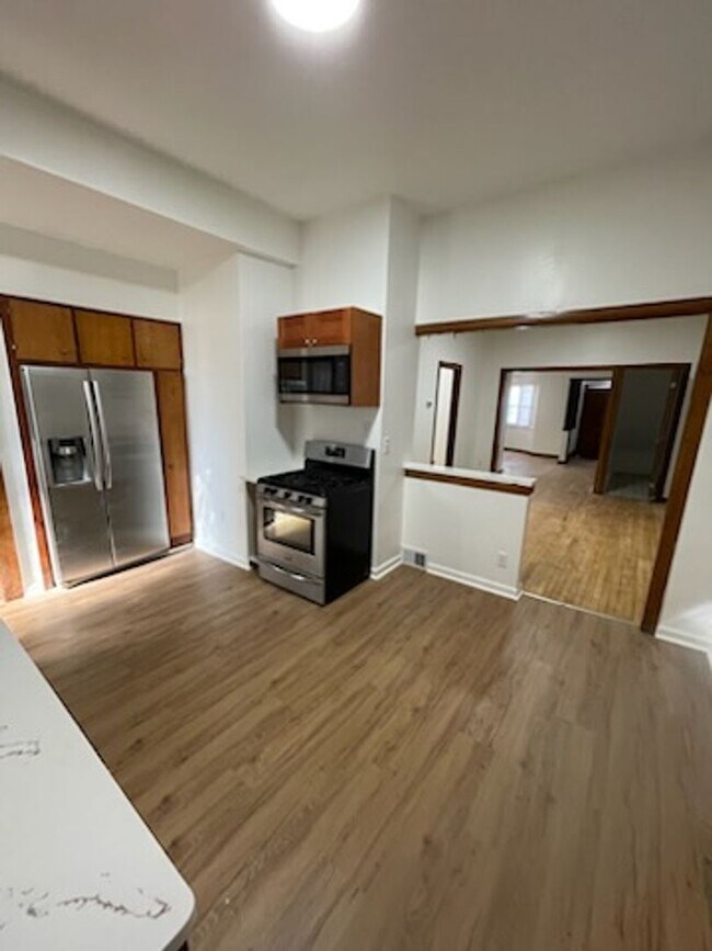 Foto del edificio - 1703-1705-1705 N Astor St