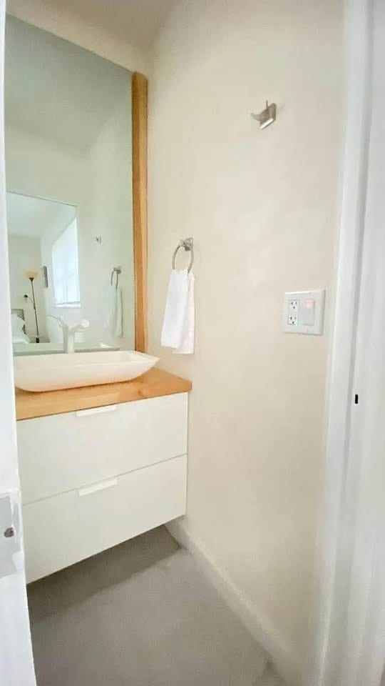 Foto del edificio - 1523 NE 51st St
