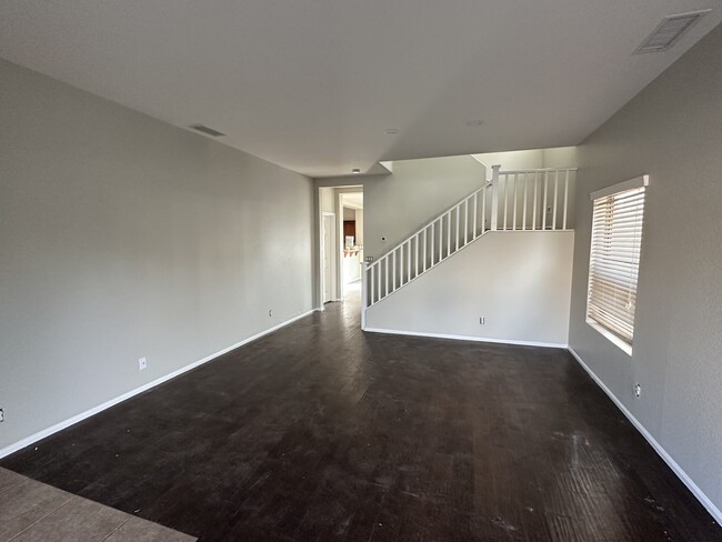 living room - 681 W Fruit Tree Ln