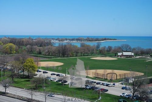 Building Photo - 3600 N Lake Shore Dr