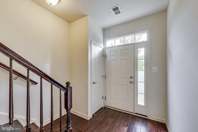 Building Photo - 12827 Longford Glen Dr