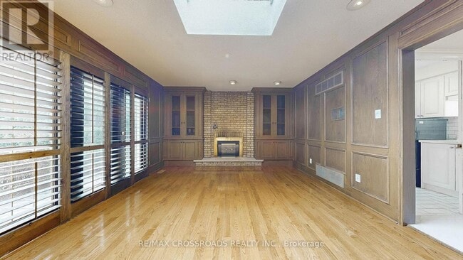 Photo du bâtiment - 58 Cosmic Dr