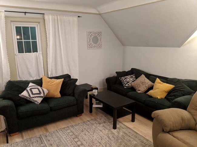 Living Room - 473 Fairfield St