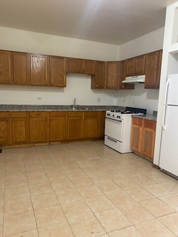 Foto del edificio - 3636 W Cermak Rd