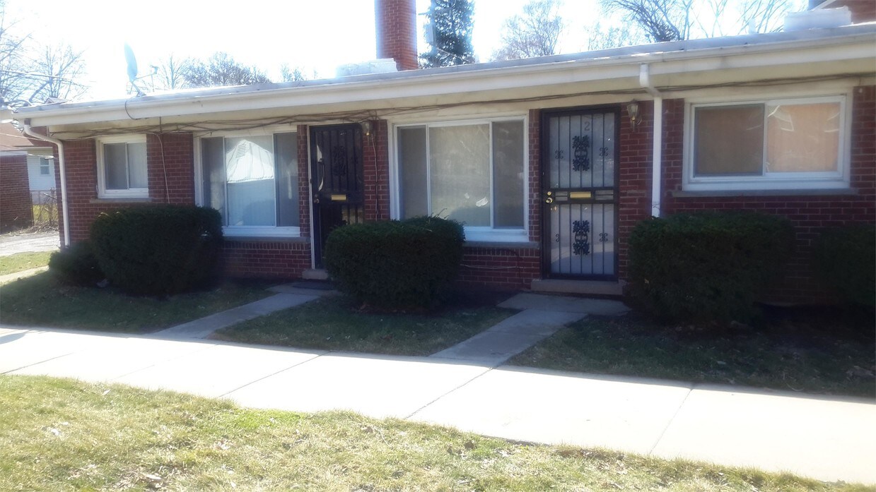 8366 Schaefer Hwy, Detroit, MI 48228 House Rental in Detroit, MI