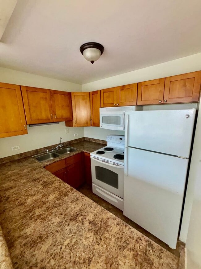 Foto del edificio - Central Location with Great Ocean and Mountain Views (509 Pio Drive)