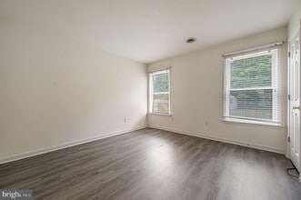 Building Photo - 49 Winding Wood Dr
