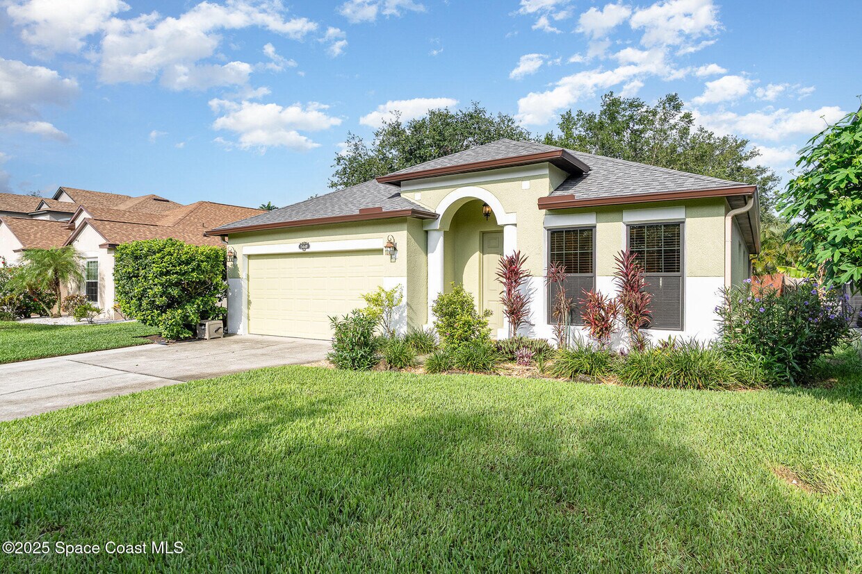 Foto principal - 5448 Hallamshire Blvd