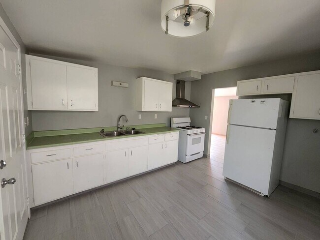 Building Photo - 7737 North Star: With Spectacular Views Co...