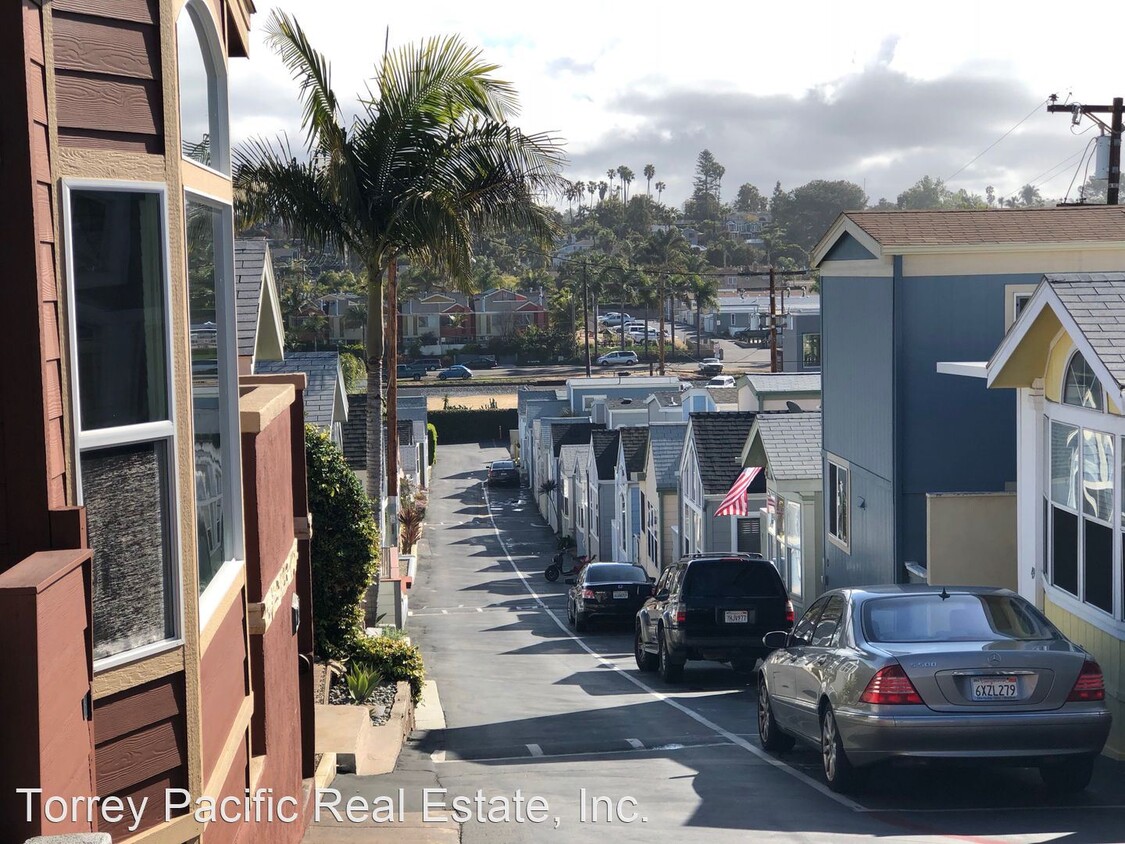 Primary Photo - 2 br, 1 bath House - 1624 N. Coast Highway...