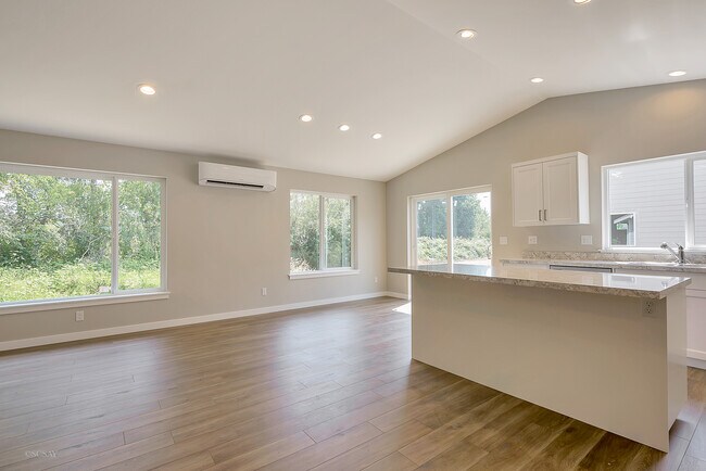 Building Photo - 804 Nooksack Rd