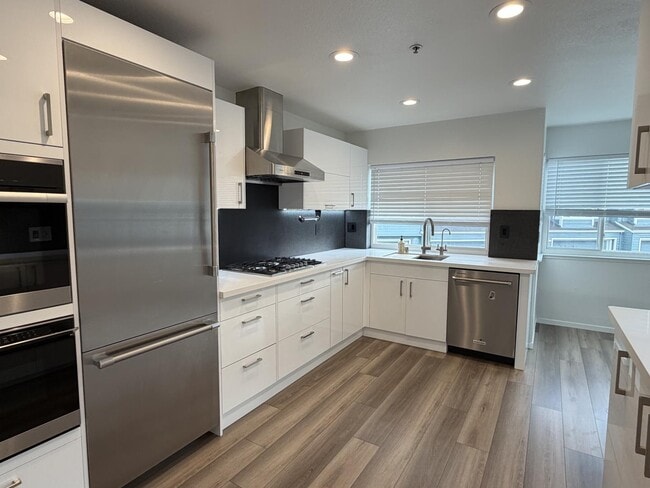 Building Photo - 816 Constellation Ct