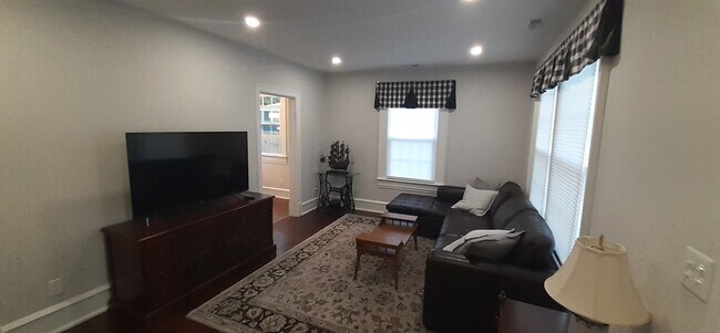 Living room - 2902 Lake Powell Rd