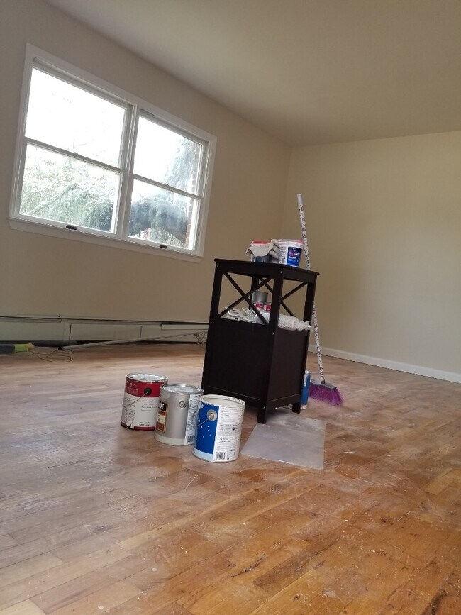 Foto del edificio - 185 S Railroad St