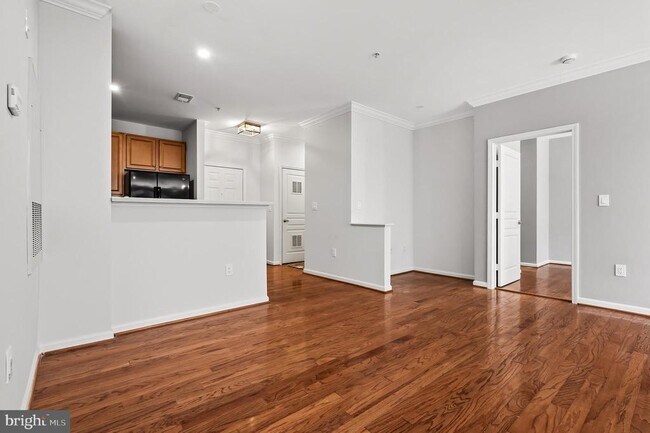 Building Photo - 12001 Market St