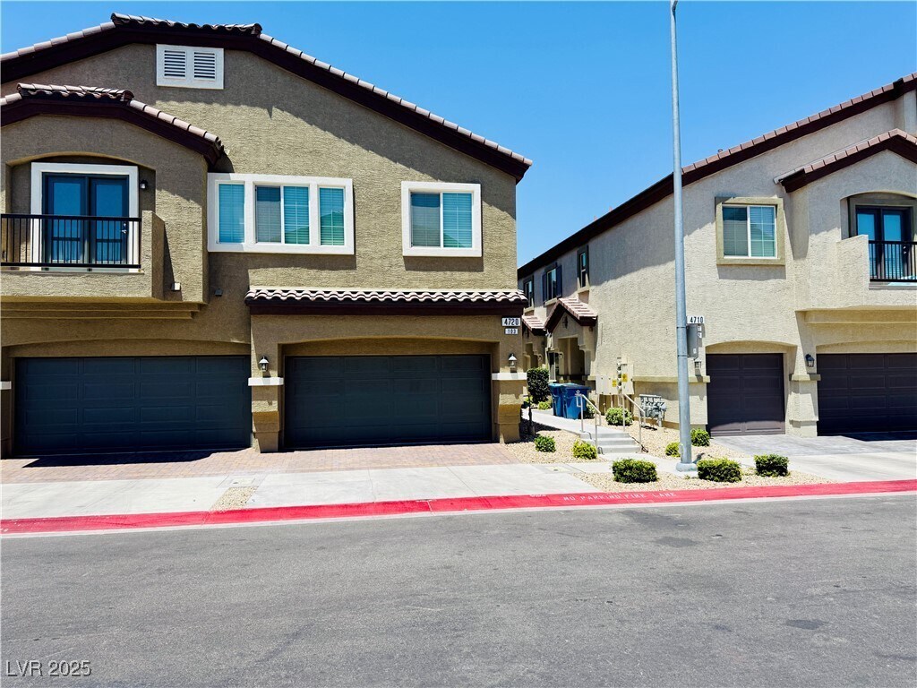 Foto principal - 4720 Flower Moon Ave