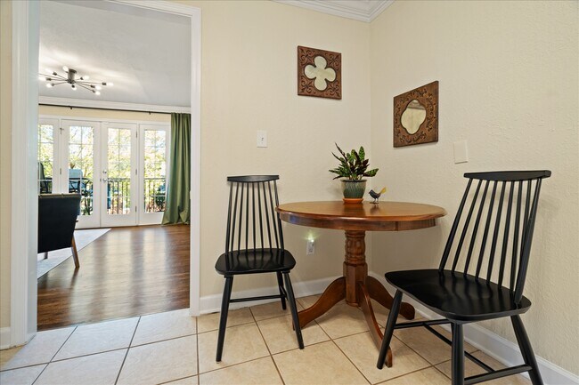 Foto del edificio - 869 Briarcliff Rd NE