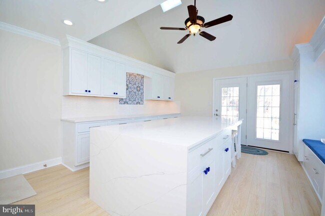 Building Photo - 2501 Eastern Point Ct
