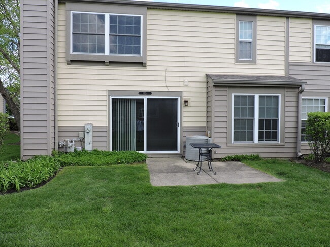 Building Photo - 1334 Gloucester Cir