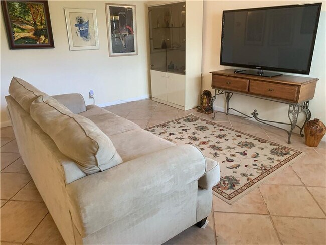 Foto del edificio - 820 Flanders S