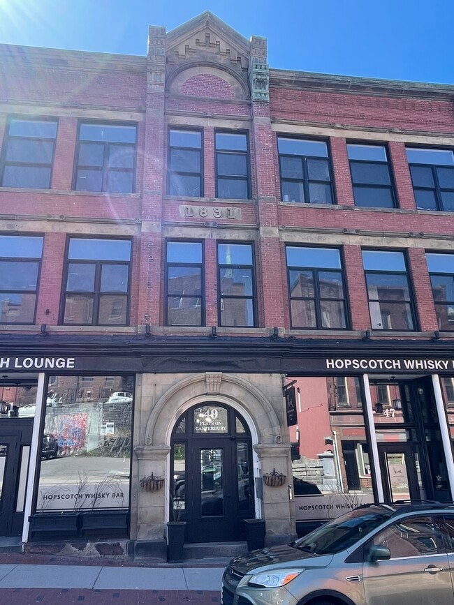 Building Photo - 49 Canterbury St