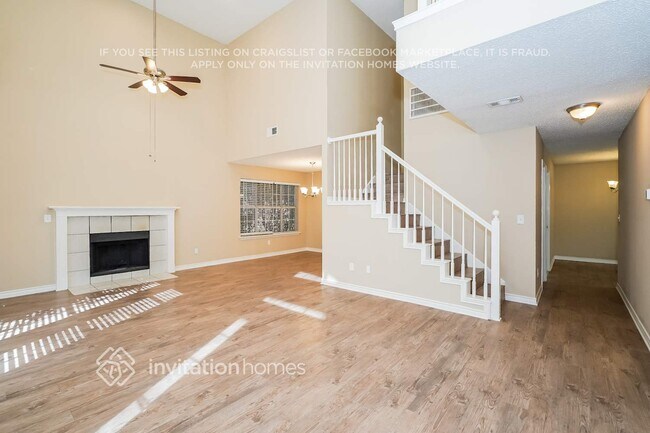 Foto del edificio - 10900 Huntington Rd