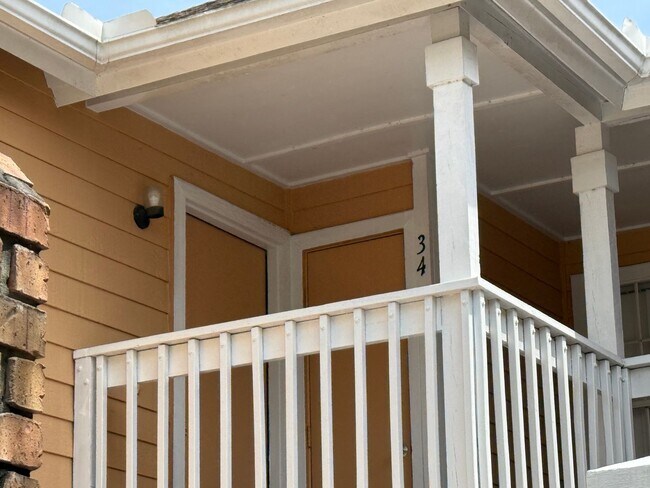 Photo - FURNISHED 3 bedroom 2 bath for rent lease ... House