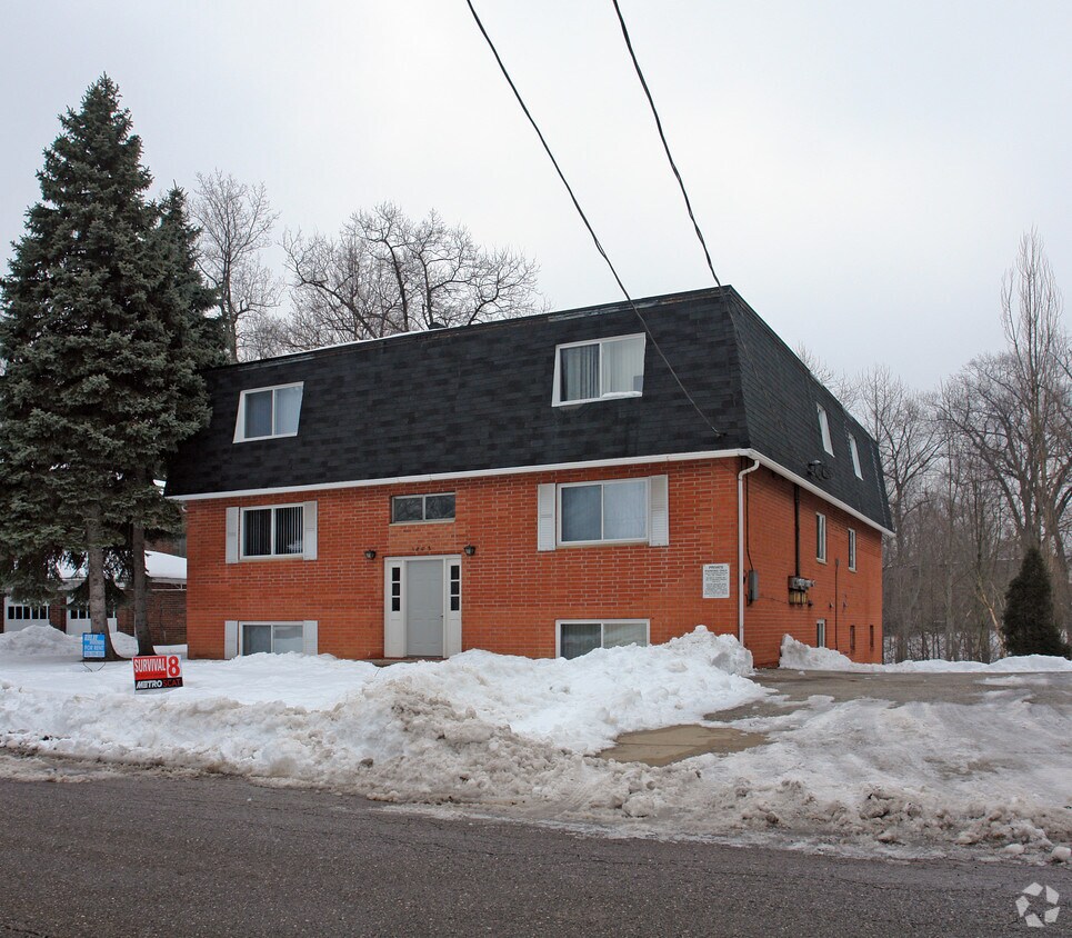 1803 Cromwell Dr, Akron, OH 44313 Apartments in Akron, OH