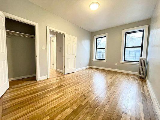 Foto del edificio - 1 bedroom in BRONX NY 10456