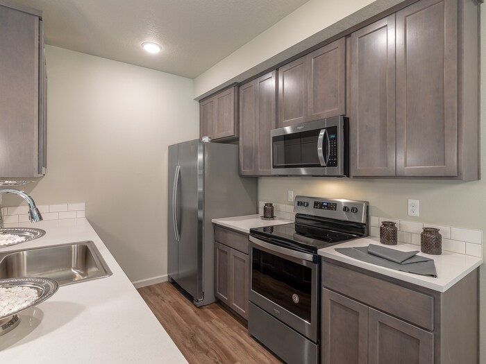 Foto principal - 19070 SW Johnson St