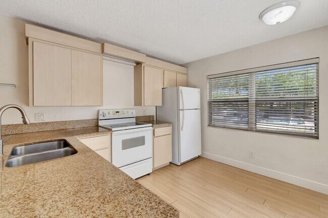 Foto del edificio - 4004 Medford Ct