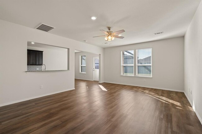 Foto del edificio - 25555 Pitchfork Ranch Pl