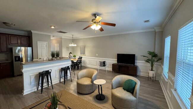 Building Photo - 115 Ponderosa Dr