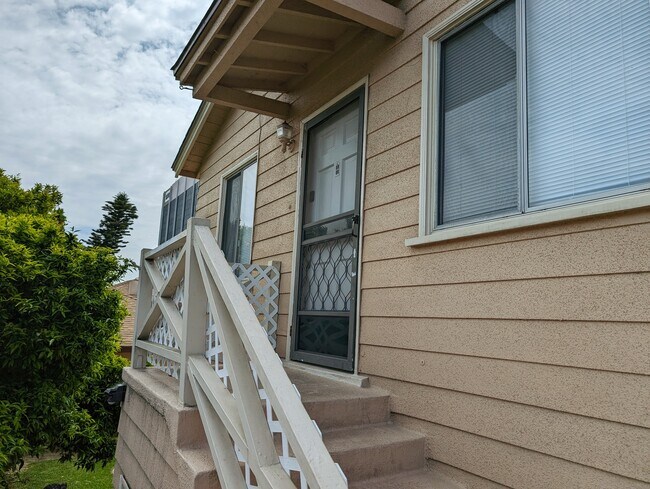 Building Photo - 3723 Locust Ave